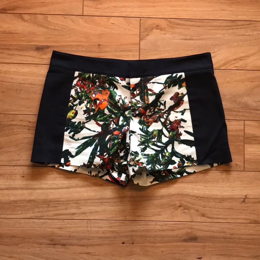 Club Monaco shorts